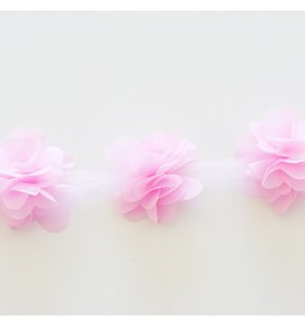 Cinta flores tul rosa chicle