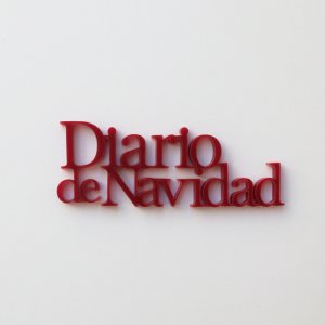 Título de metacrilato Diario de Navidad Versión 2 Color Rojo