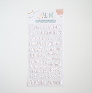 Pegatinas puffy lettering Little M de Lora Bailora