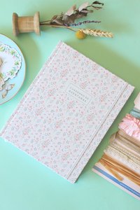 Cuaderno de Bullet Journal Flores grises